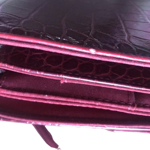 Nine West Women’s Crossbody Shoulder Purse Handbag Burgundy Faux Reptile - Picture 12 of 12